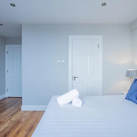 Dockview Port 2 ゴールウェイ