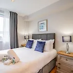 Dockview Port 2 Apartment *